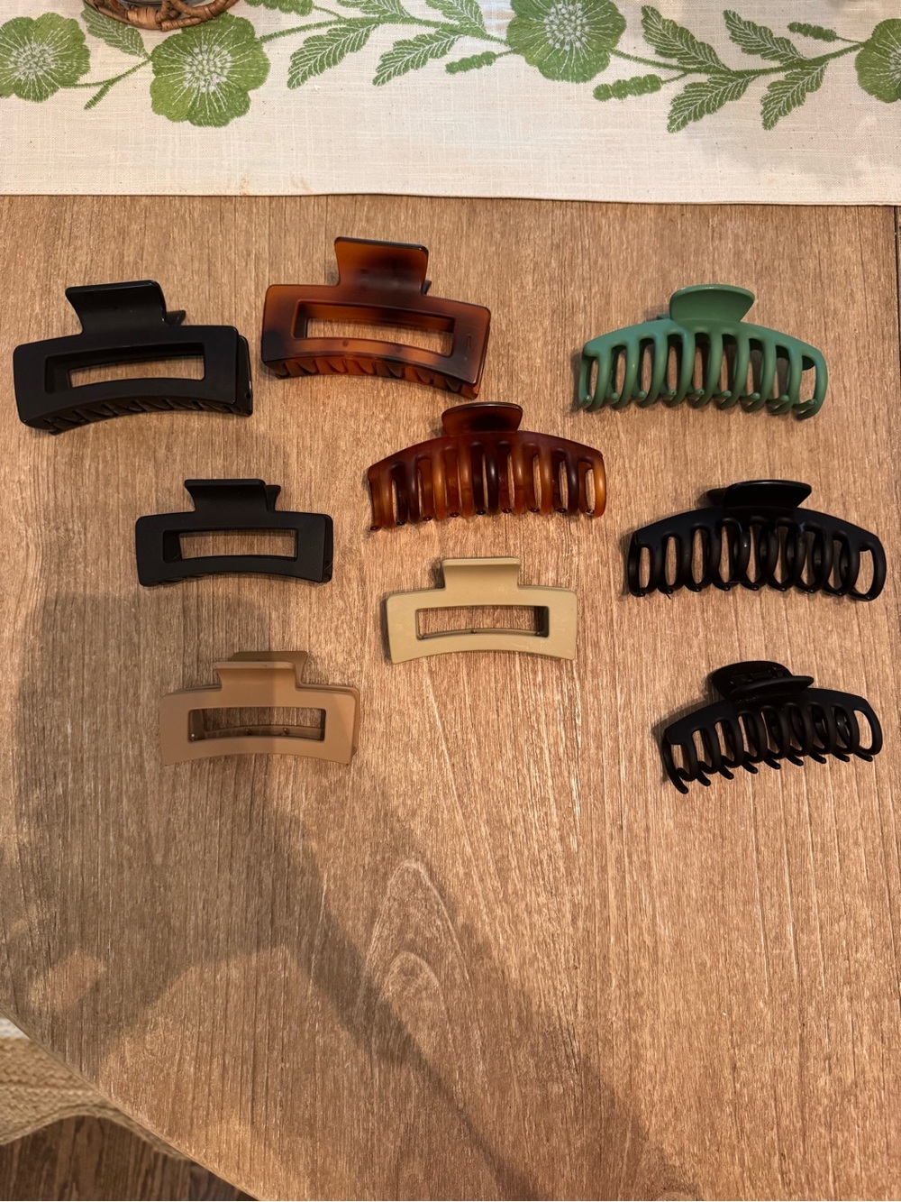 Assorted Women's Hair Claw Clips - Neutral  Set OF 9 clips!